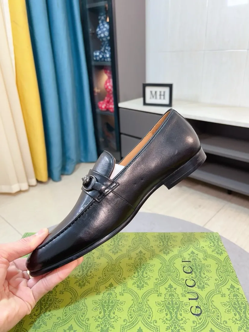 Men's shoes 💰500🌹🌹【GUCCI】The most popular classic Gucci leather shoes. Synchronized with the official website, the upper is made of Italian first-layer cowhide ➕cowhide lining, with unique brand and unique craftsmanship. Highlighting the hot style of the new year. Stop hesitating, stop wandering, get it now. Number: 38--44